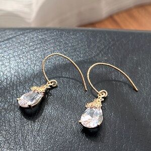 KateAffordableLux❤️14k gold filled handmade luxury zircon earrings❤️Made in USA